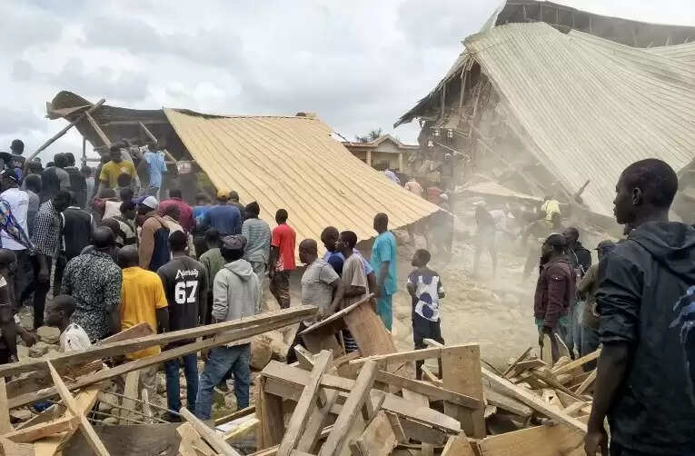 பள்ளி கட்டிடம்