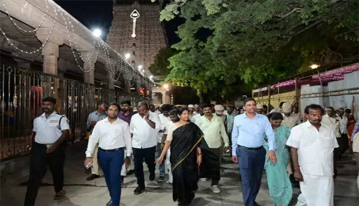 திருச்செந்தூர் கனிமொழி