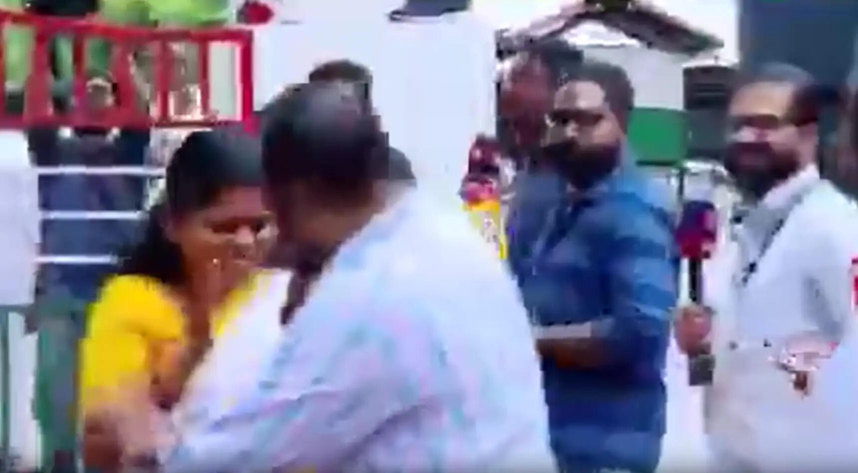 கேரளா பெண்