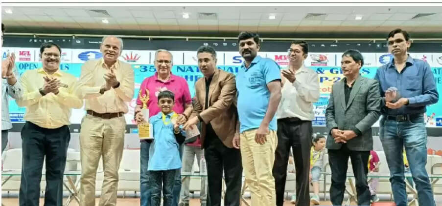 ஷாவார்னிகா