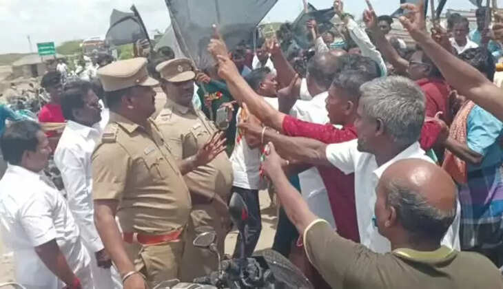  கீழ மூவக்கரை மீனவ மக்கள்