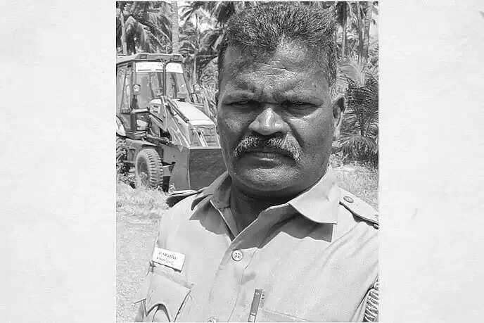 வெட்டிக்கொலை