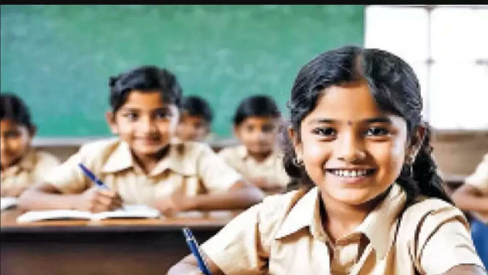 &nbsp;தமிழகம் முழுவதும் ஏப்ரல் 7ம் தேதி நடைபெற இருந்த ஆண்டு தேர்வு ஒத்தி வைப்பு... பள்ளிக்கல்வித் துறை திடீர் அறிவிப்பு! &nbsp;