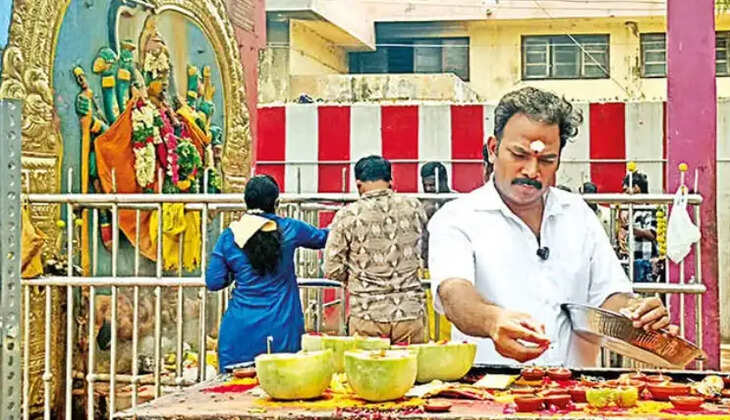 பூஜை காளி