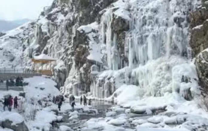 காஷ்மீர் உறைபனி பனி