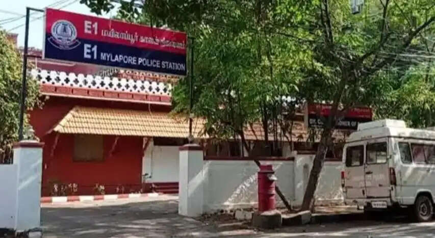 வினோதினி