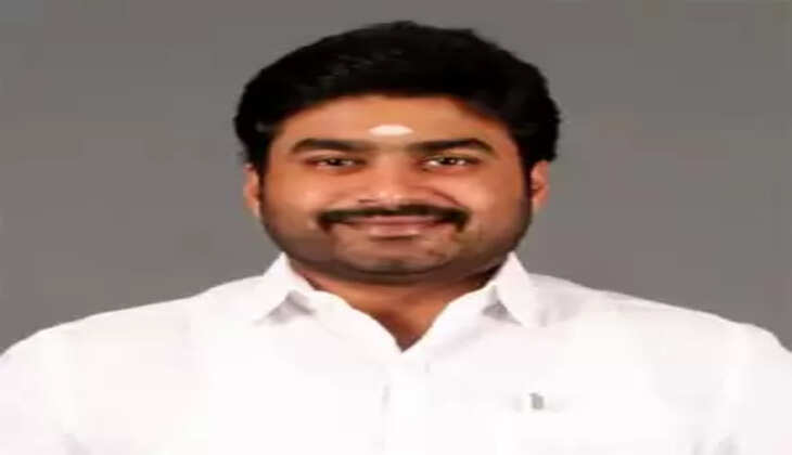 சண்முகநாதன்