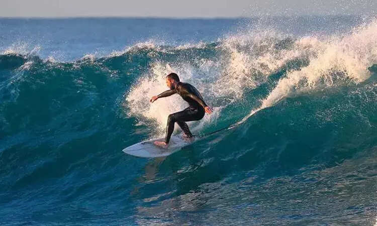 அலைச்சறுக்கு