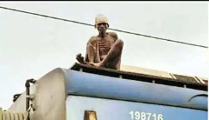 ரயிலின் மேற்கூரை