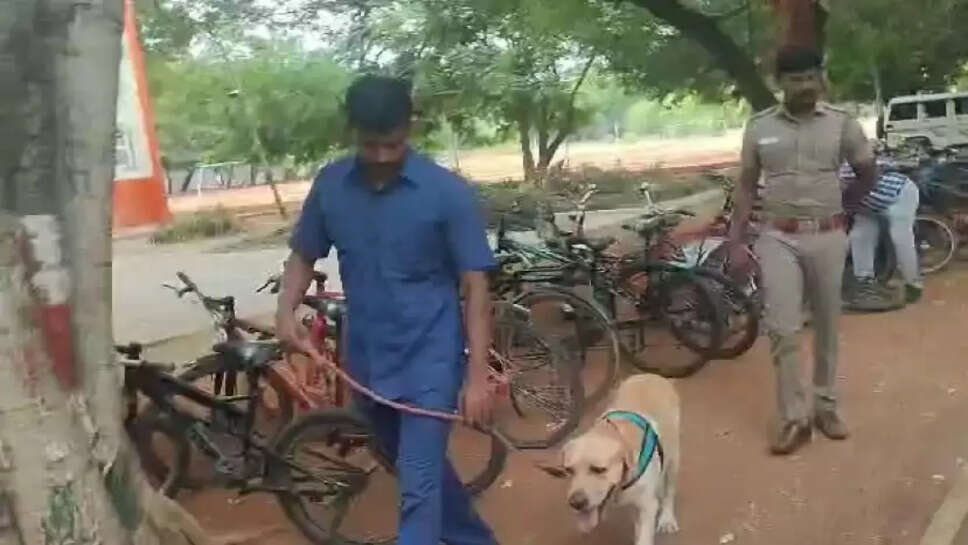 பள்ளிகளுக்கு வெடிகுண்டு மிரட்டல்