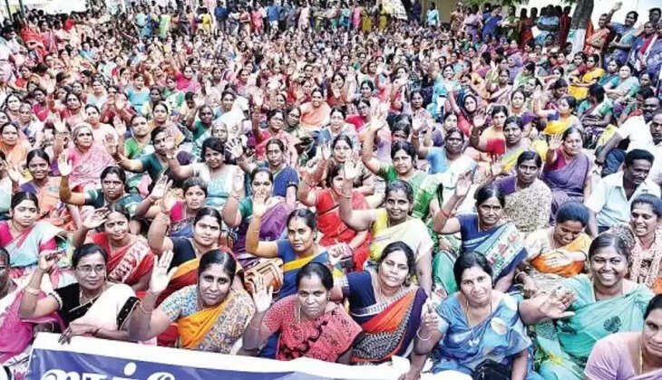 ஆசிரியர்கள்