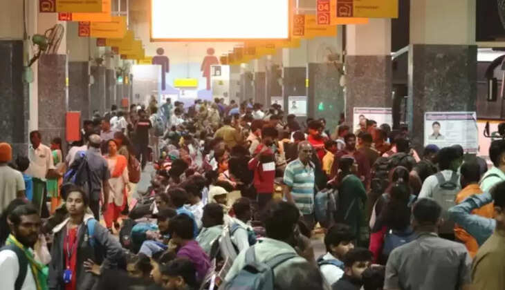 கிளாம்பாக்கம் பேருந்து நிலையம் வெளியூர் தொடர்விடுமுறை  மக்கள்