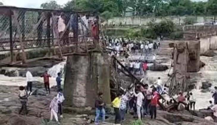 புனே இரும்பு பாலம்