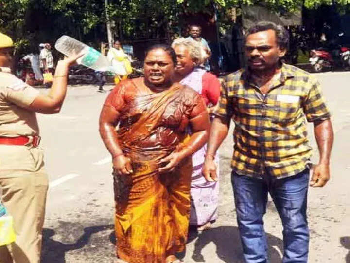 தீக்குளிப்பு