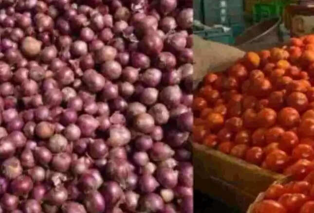 தக்காளி சின்ன வெங்காயம்