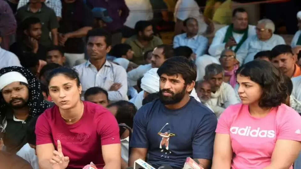 மல்யுத்த வீராங்கனைகள்