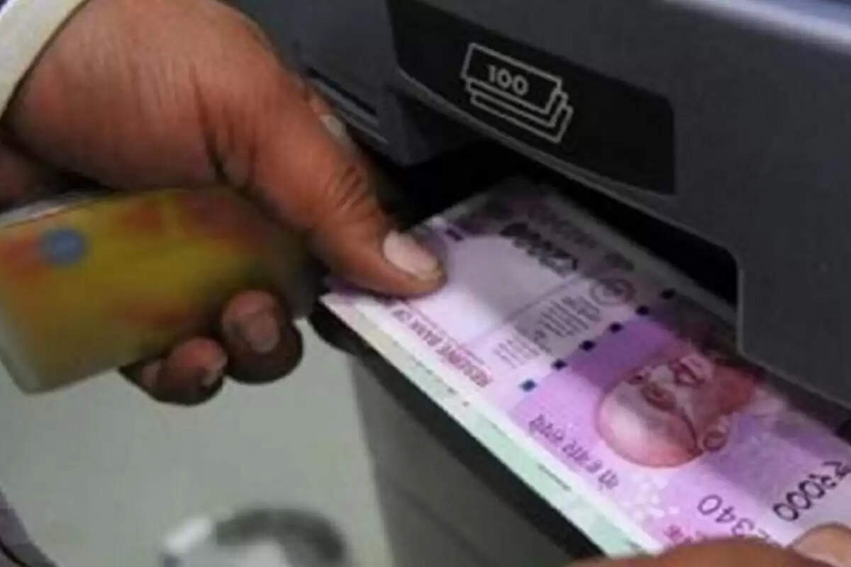 ஏ.டி.எம் மூலம் வங்கி கொள்லு