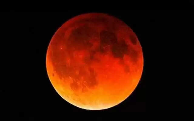 நிலா நிலவு சந்திரகிரகணம்