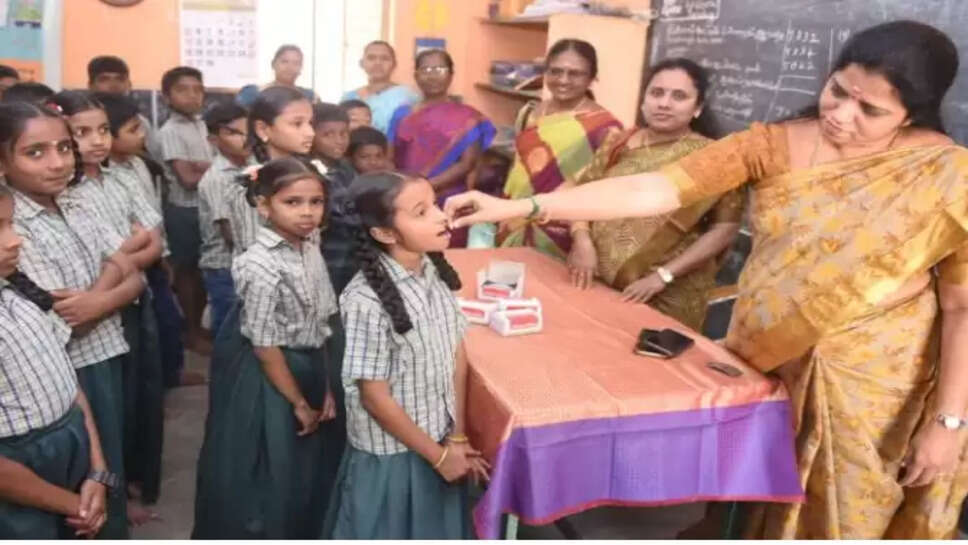 குடற்புழு நீக்க நாள்