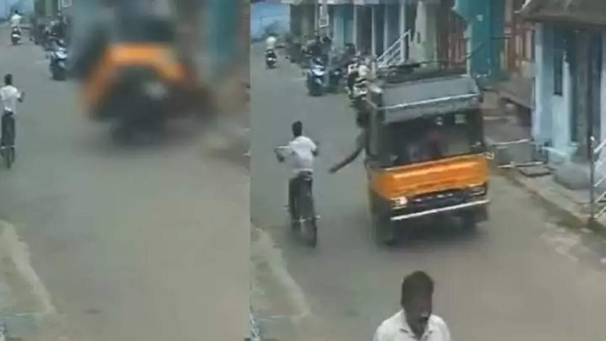  கடையநல்லூர் ஆட்டோ விபத்து