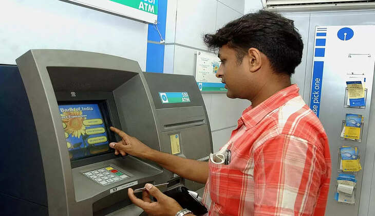 இந்தியா முழுவதும் அனைத்து வங்கி ATM-களிலும் ரூ.100, ரூ.200 நோட்டுகளை கட்டாயம் வைக்க உத்தரவு... ஆர்பிஐ அதிரடி!