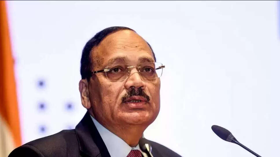 உச்சநீதிமன்றத்தின் தலைமை நீதிபதி சூா்ய காந்த் 