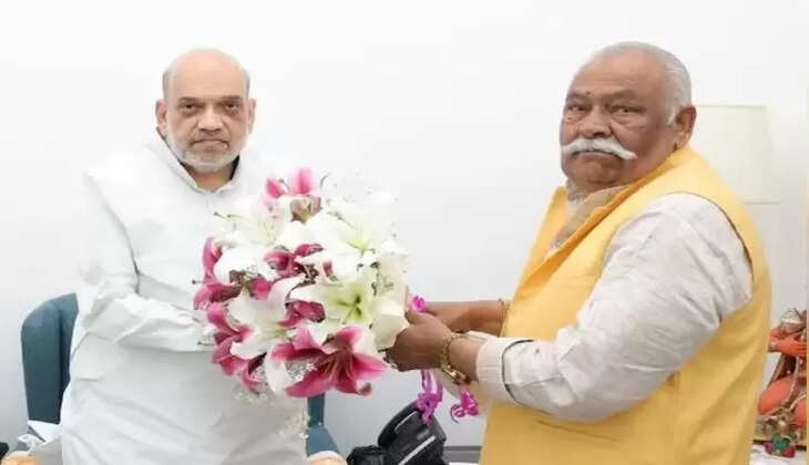  குன்வர் சர்வேஸ்