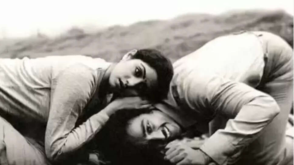 மூன்றாம் பிறை