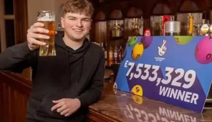 ஜேம்ஸ் கிளார்க்சன்