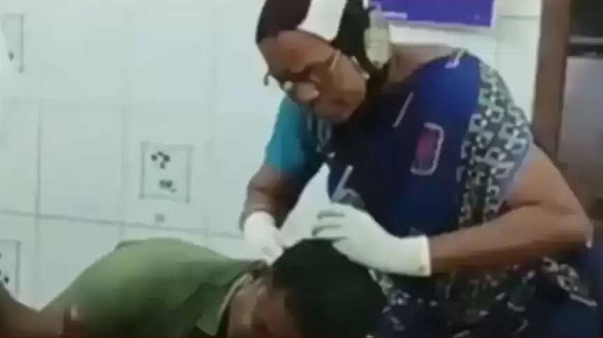 ஆலங்குடி அரசு மருத்துவமனை தையல்