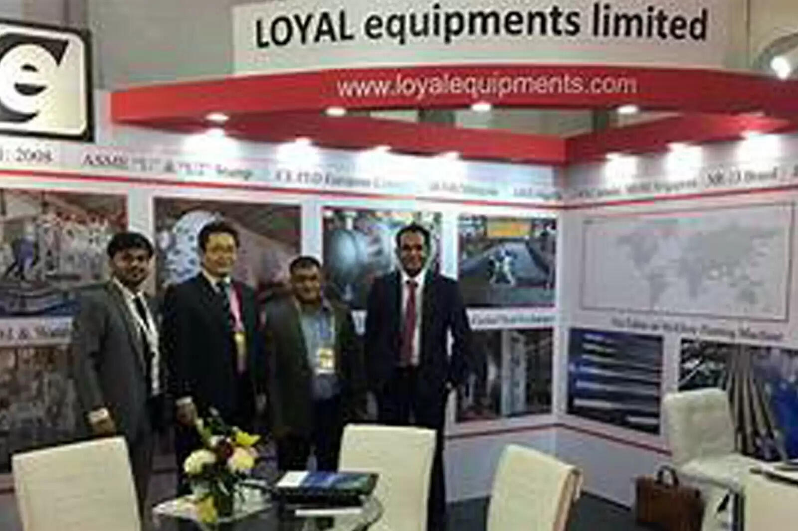 லாயல் எக்யூப்மென்ட்ஸ்