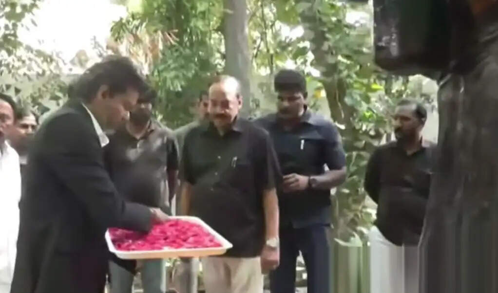 விஜய்