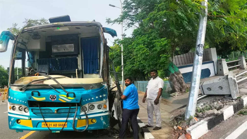 தனியார் பேருந்து விபத்து
