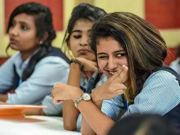 இயக்குநர் உமர்