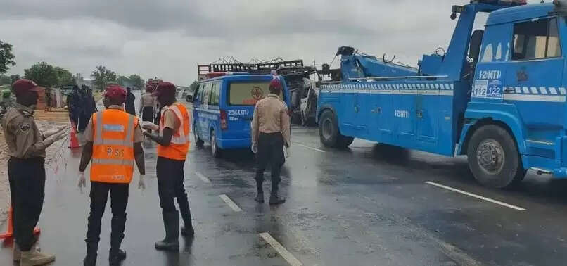 பேருந்து விபத்து