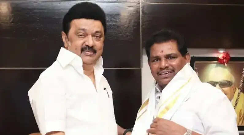 அனிதா ராதாகிருஷ்ணன்