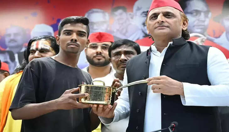 அகிலேஷ் யாதவ்