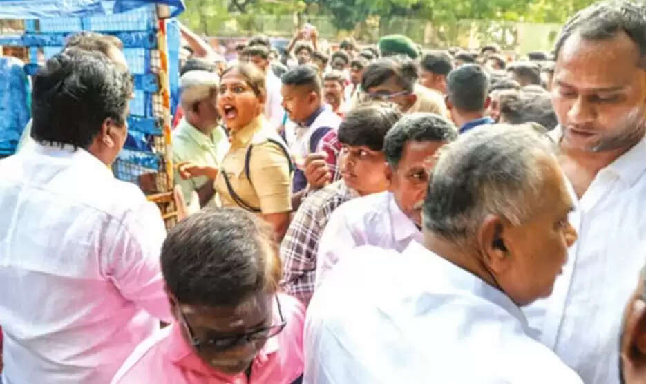 இஷா சிங்