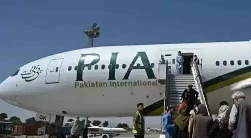 தாக்குதல் நிறுத்தம் அமலுக்கு வந்த நிலையில் வான்வெளியை திறந்தது பாகிஸ்தான்!