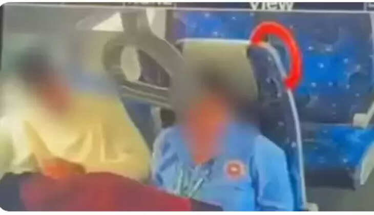 ரயிலில்