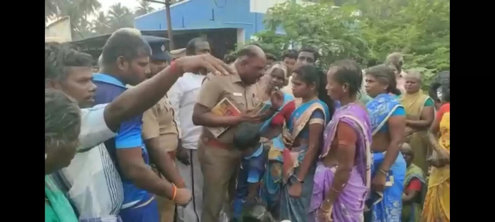 போராட்டம்