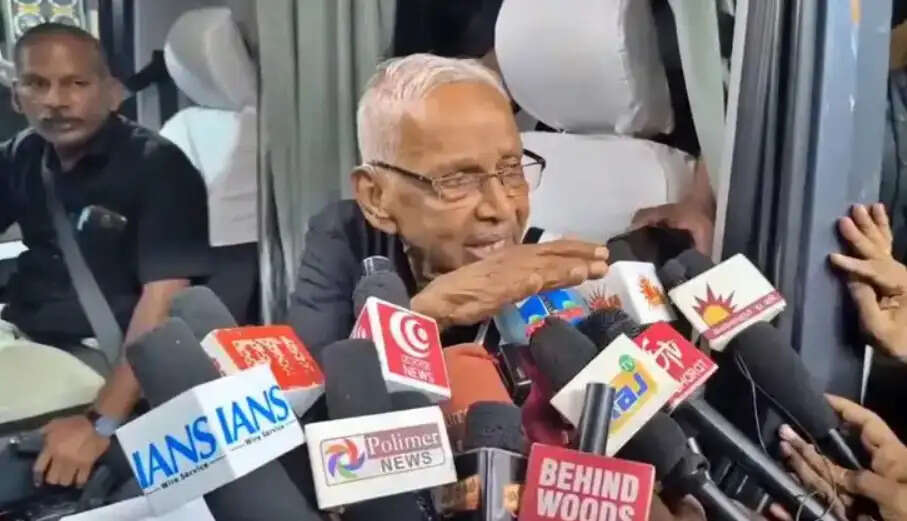 கி.வீரமணி