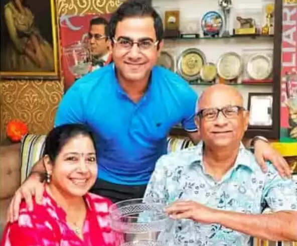 பில்லியர்ட்ஸ் மனோஜ்