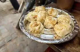 momos