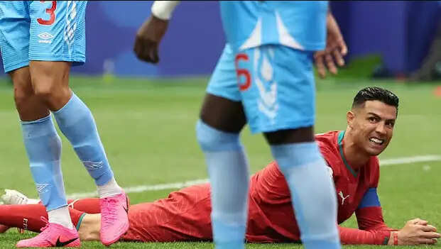 ரொனால்டோ போர்ச்சுக்கல் கால்பந்து