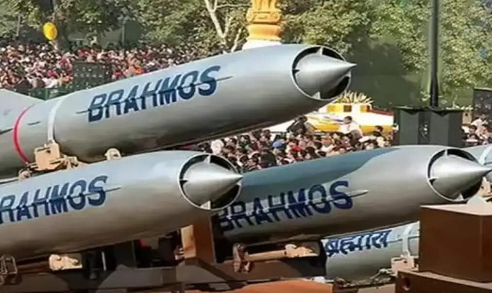 பிரம்மோஸ்' இந்திய ராணுவம்