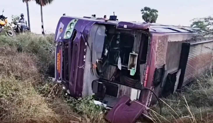 கவிழ்ந்த பேருந்து