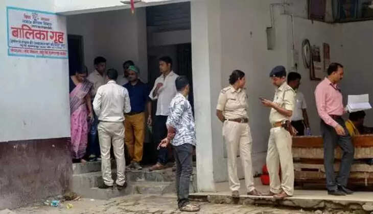 அமேதி பூனம்