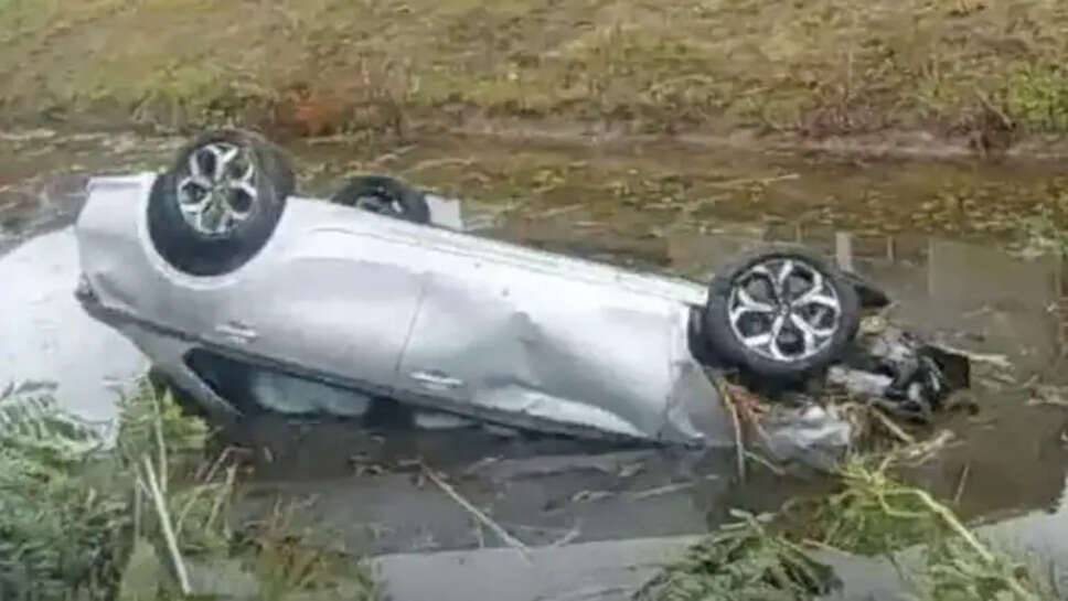 கார் விபத்து