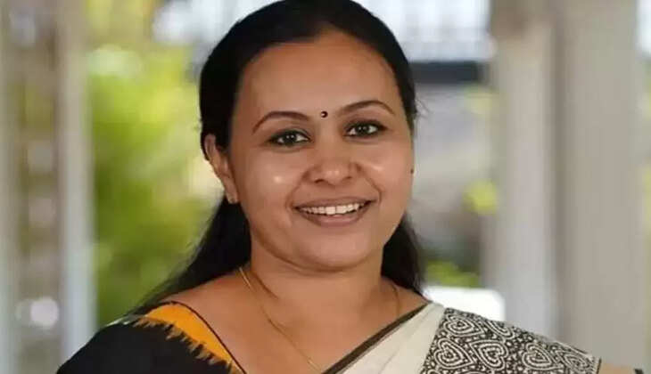 வினா ஜார்ஜ் 